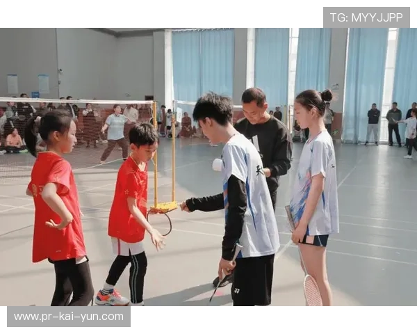 国际羽毛球赛事在青少年项目加入技战术分享环节，羽毛球青少年比赛